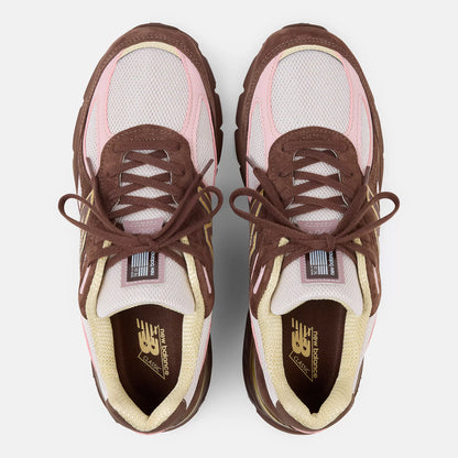 New Balance Mens 990V4 Miusa Pumpernickel Pink Chalk