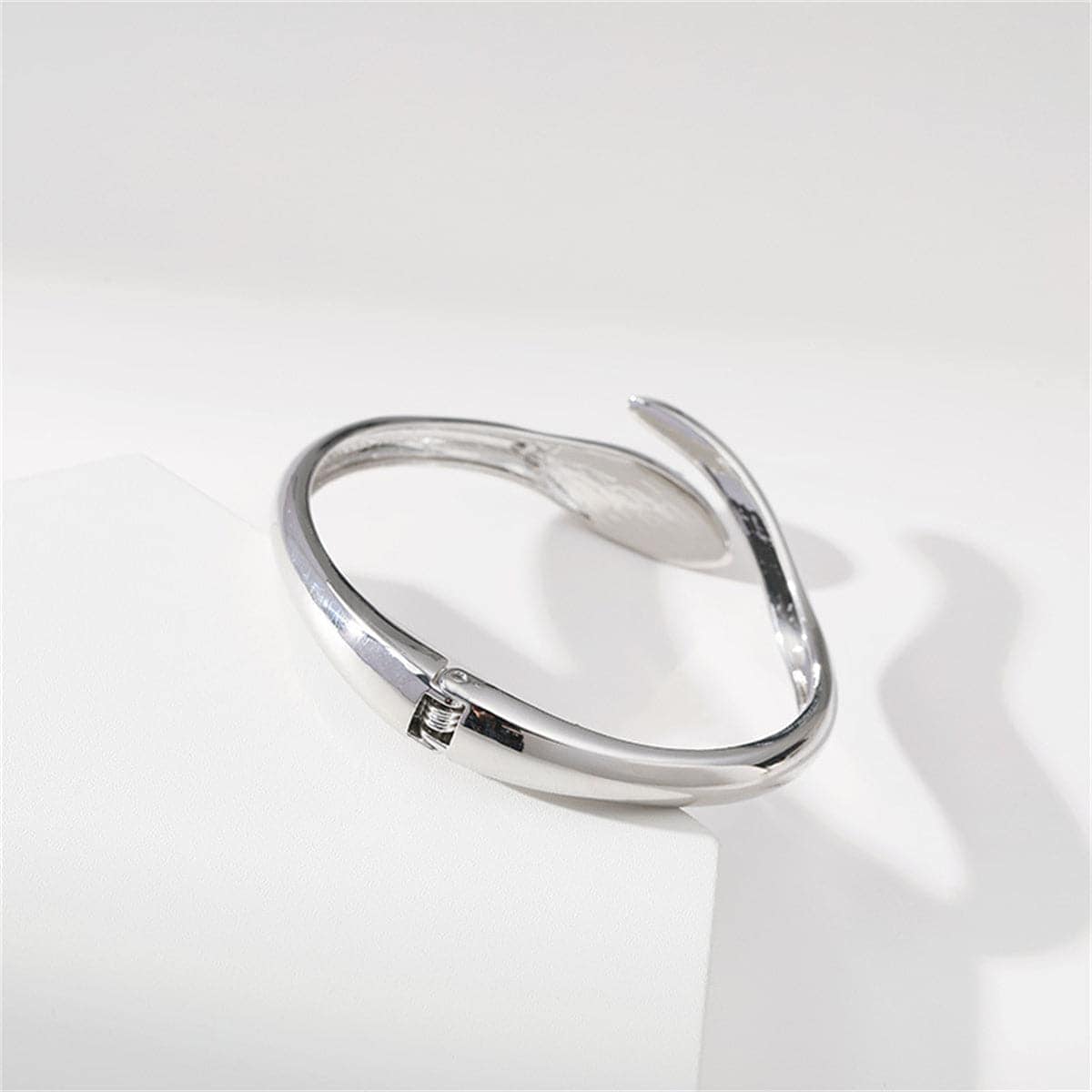 Metallic-