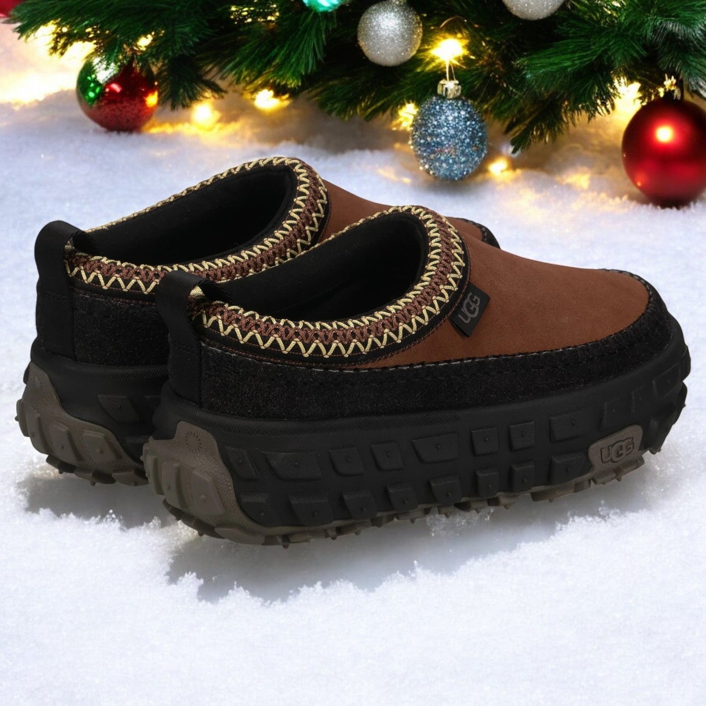 UGG Women's Venture Daze Sneakers