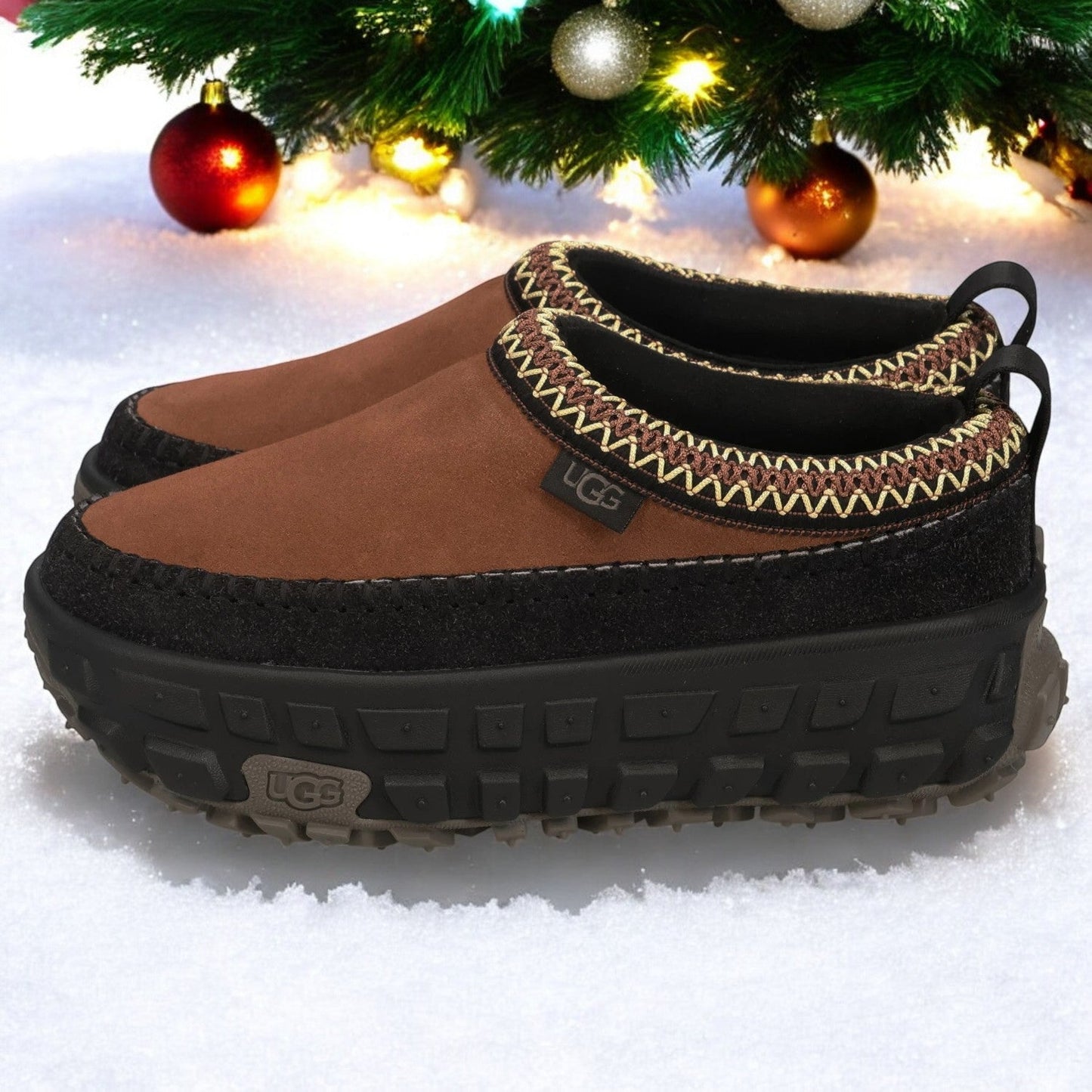 UGG Women's Venture Daze Sneakers