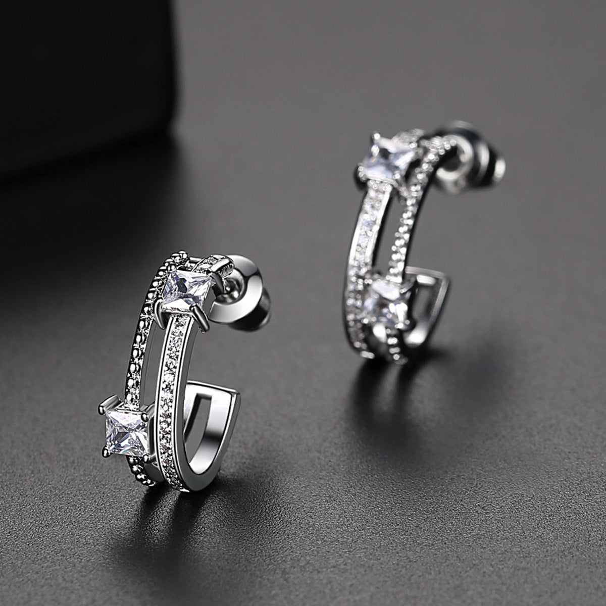 Metallic-