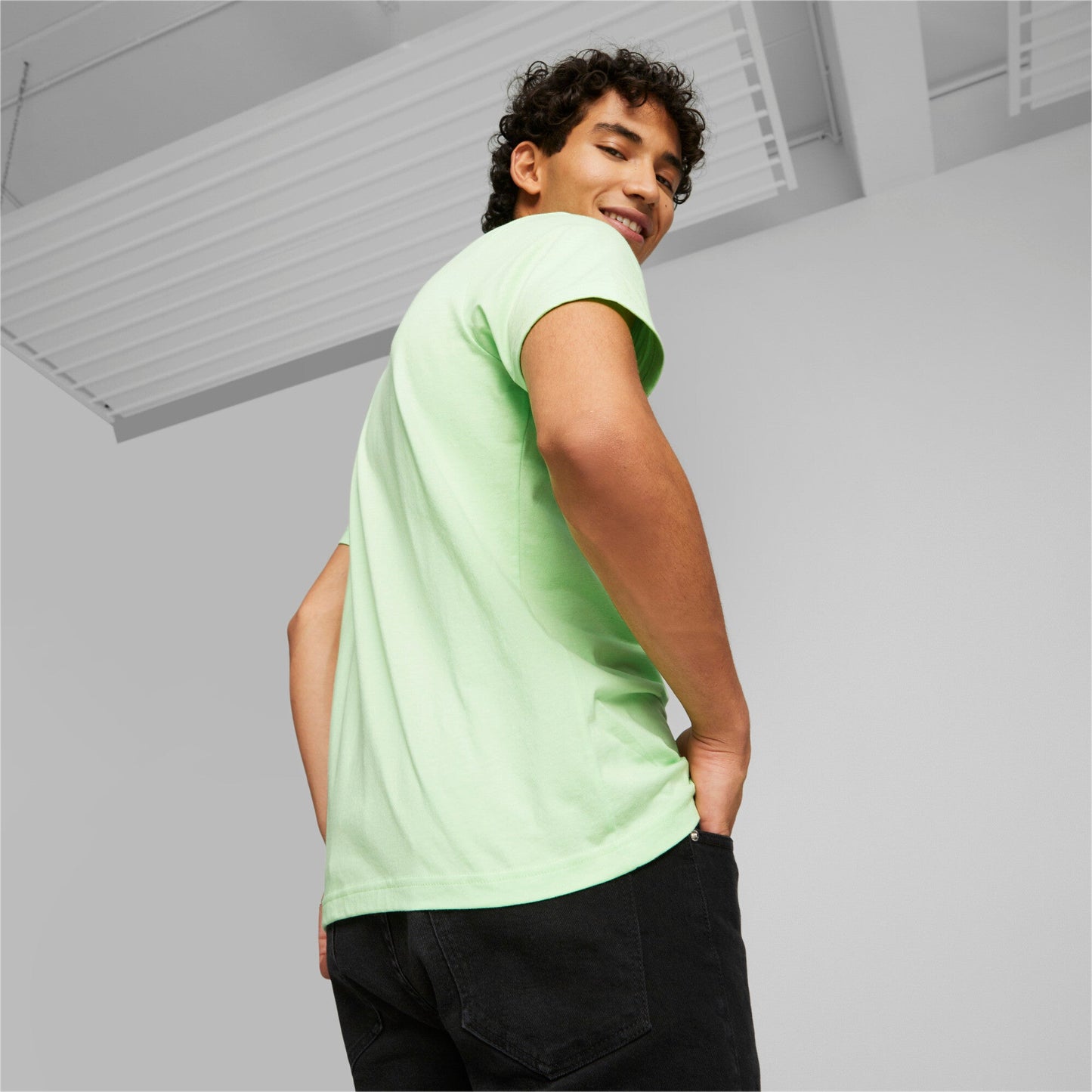 Puma Men's Mapf1 Mercedes Essential Logo Tee Tops