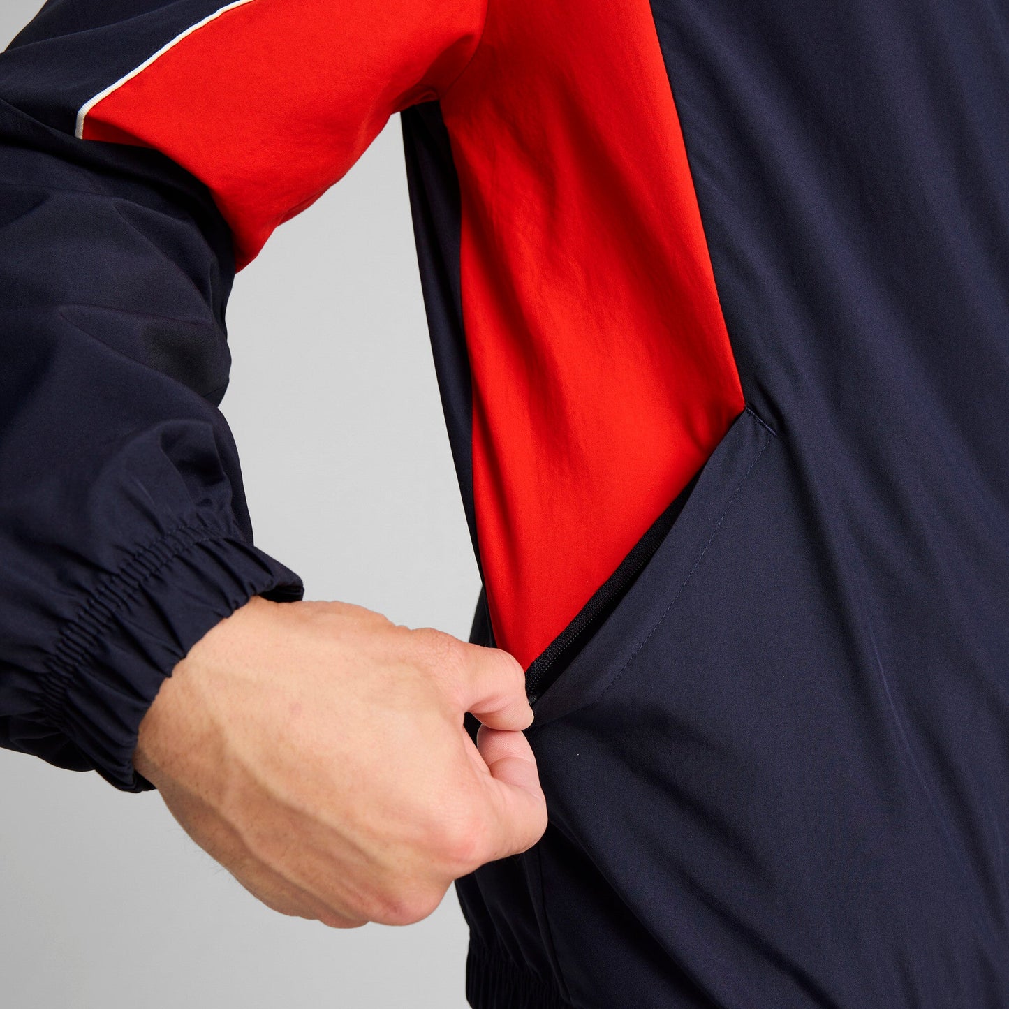 Puma Men's Chg Ftblarchive Jacket Jackets