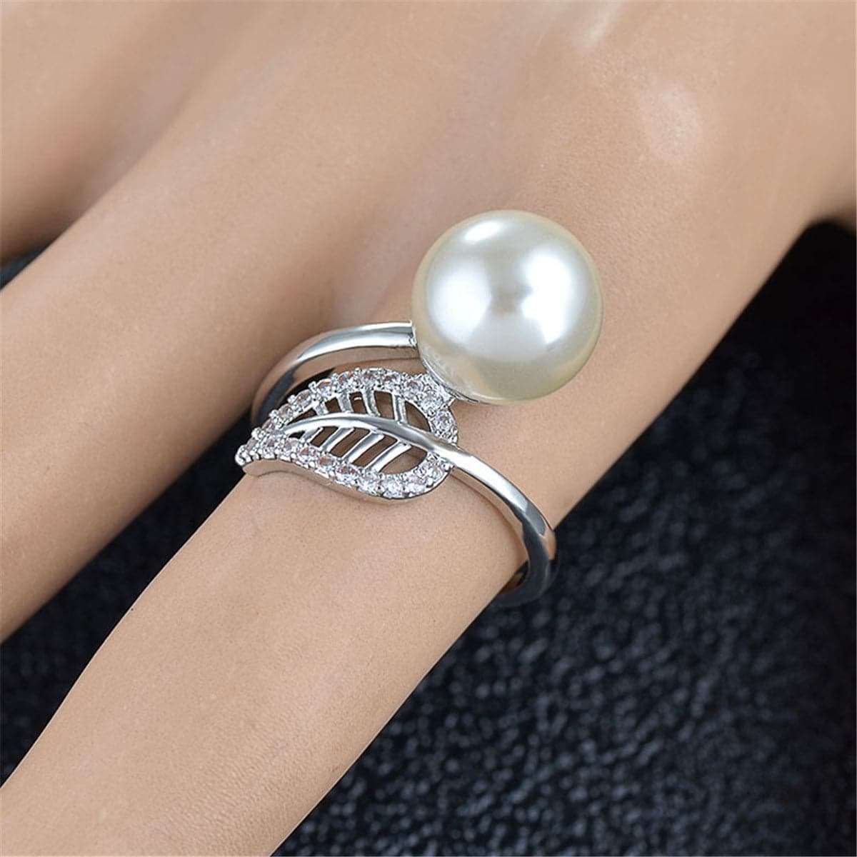 Pearl & Cubic Zirconia Silvertone Leaf Bypass Ring