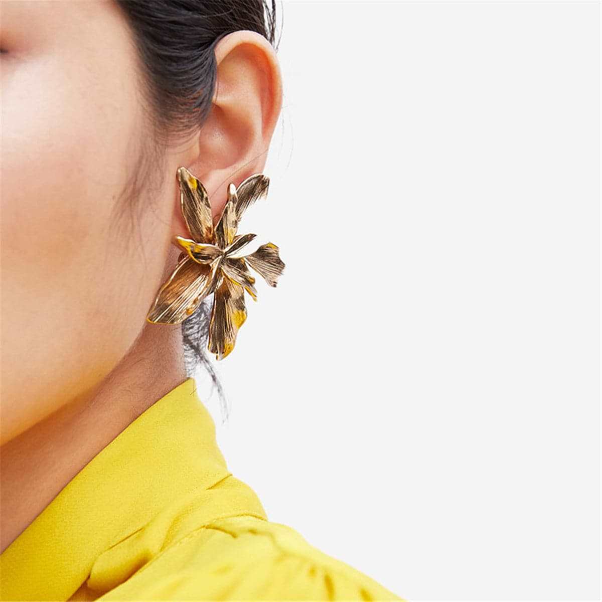 Goldtone Etched Floral Stud Earrings