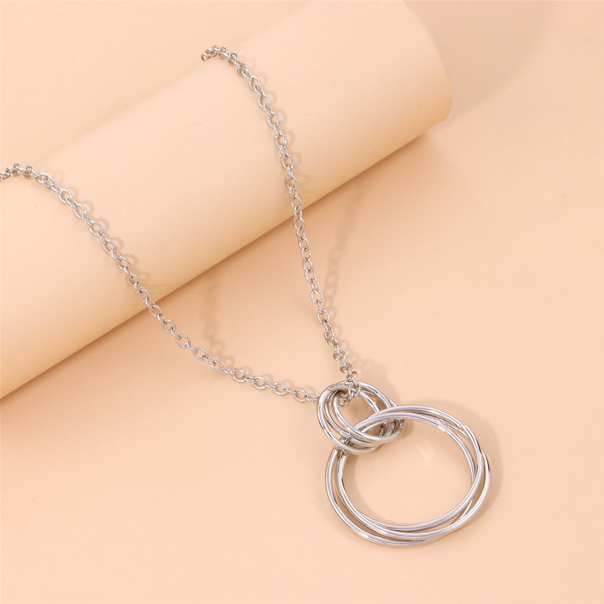Silvertone Interlocked Circle Pendant Necklace