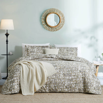 Taupe-