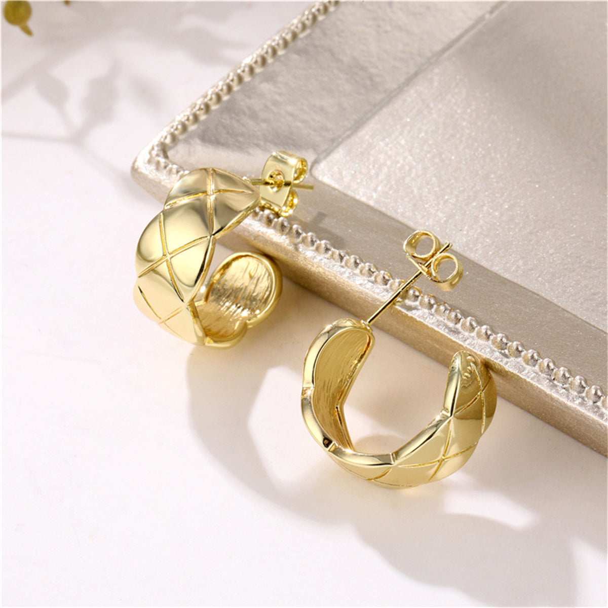 Metallic-