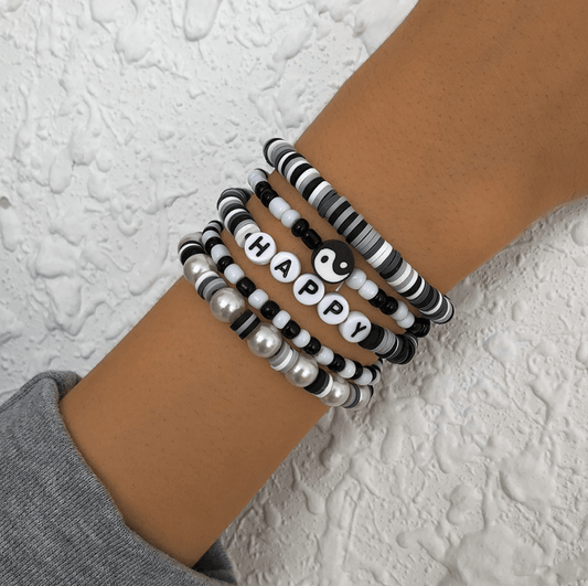 Black / White-