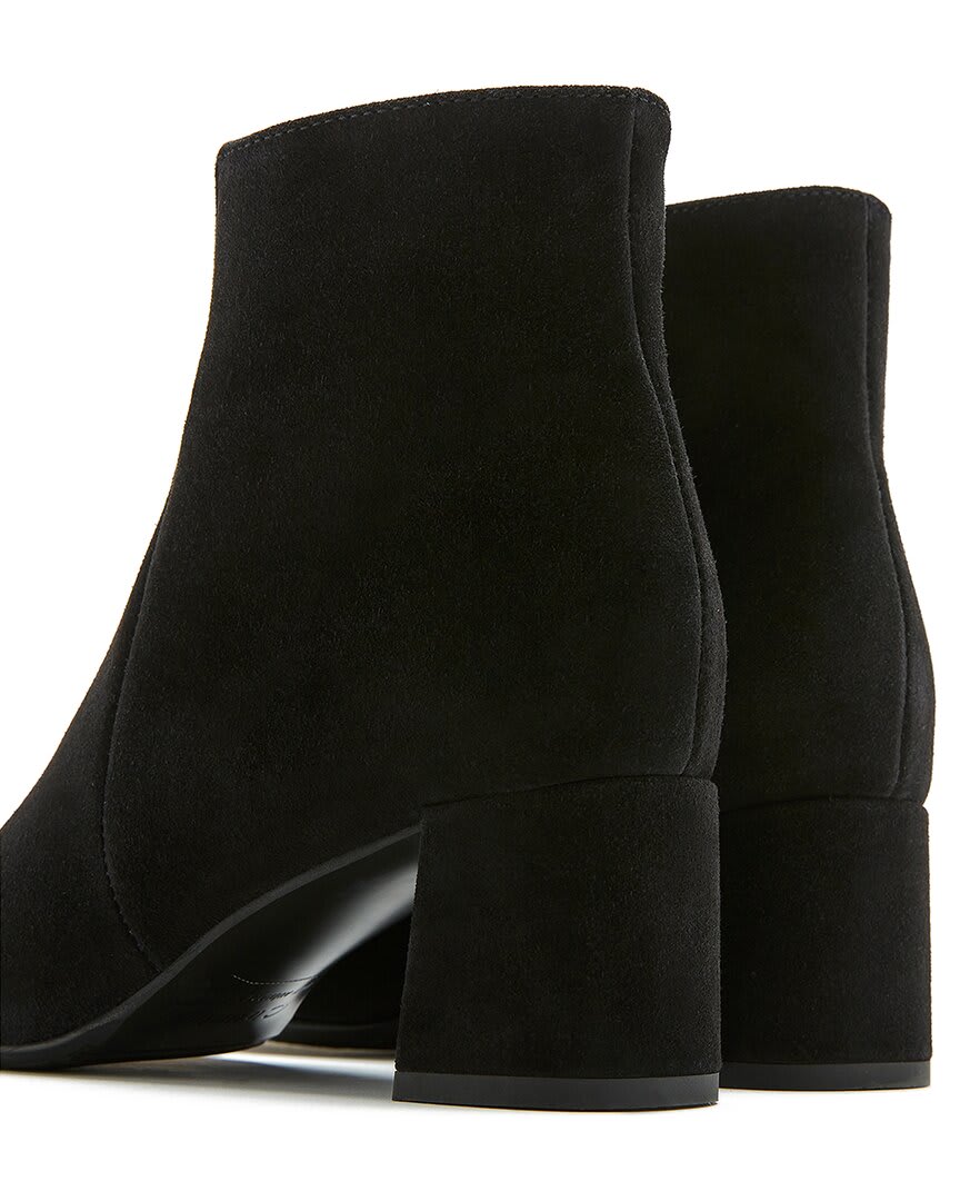 001 BLACK-