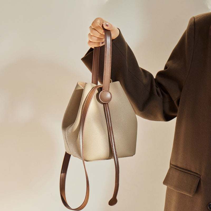 Taupe-