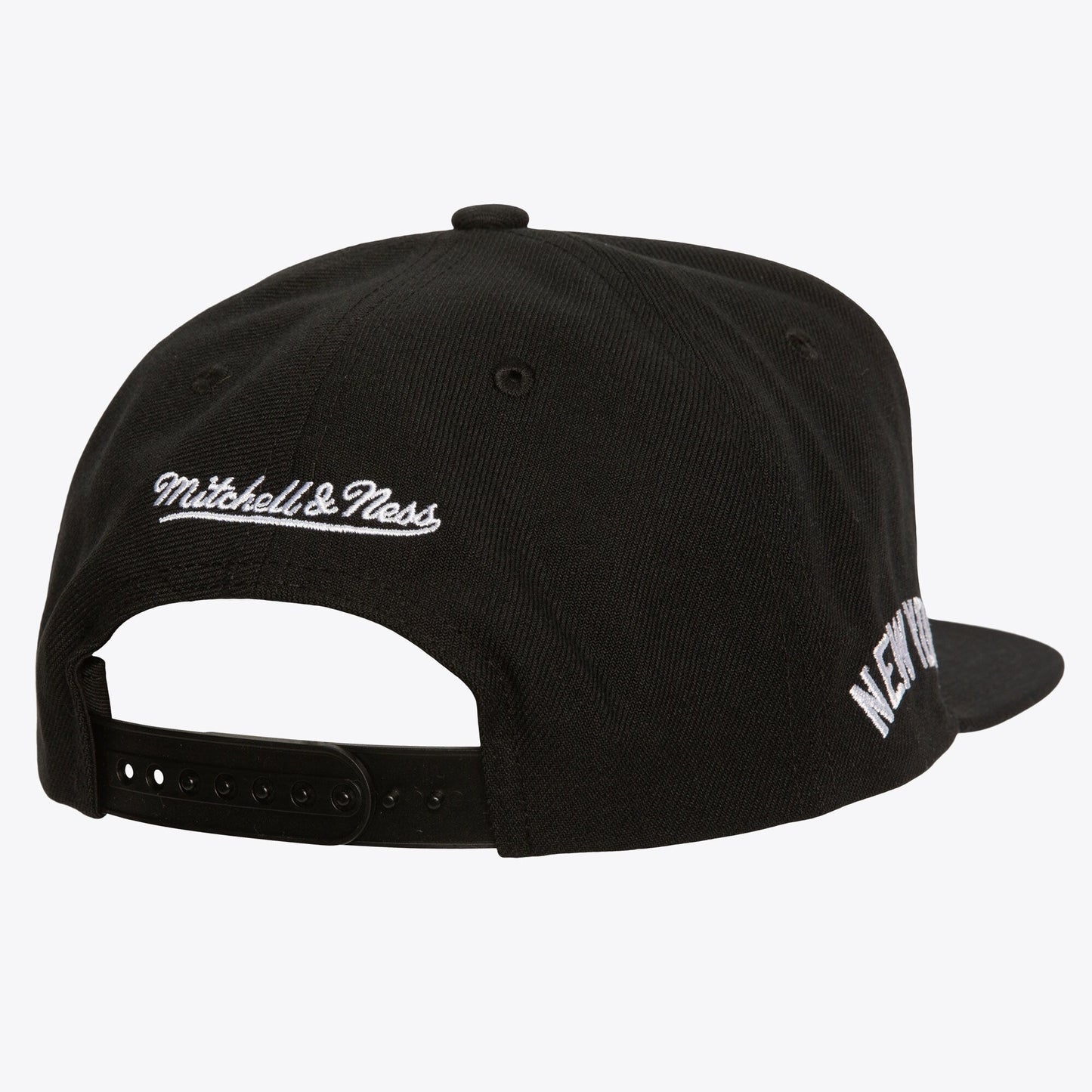 Men's Mitchell & Ness MLB Evergreen Black White Snapback Yankees