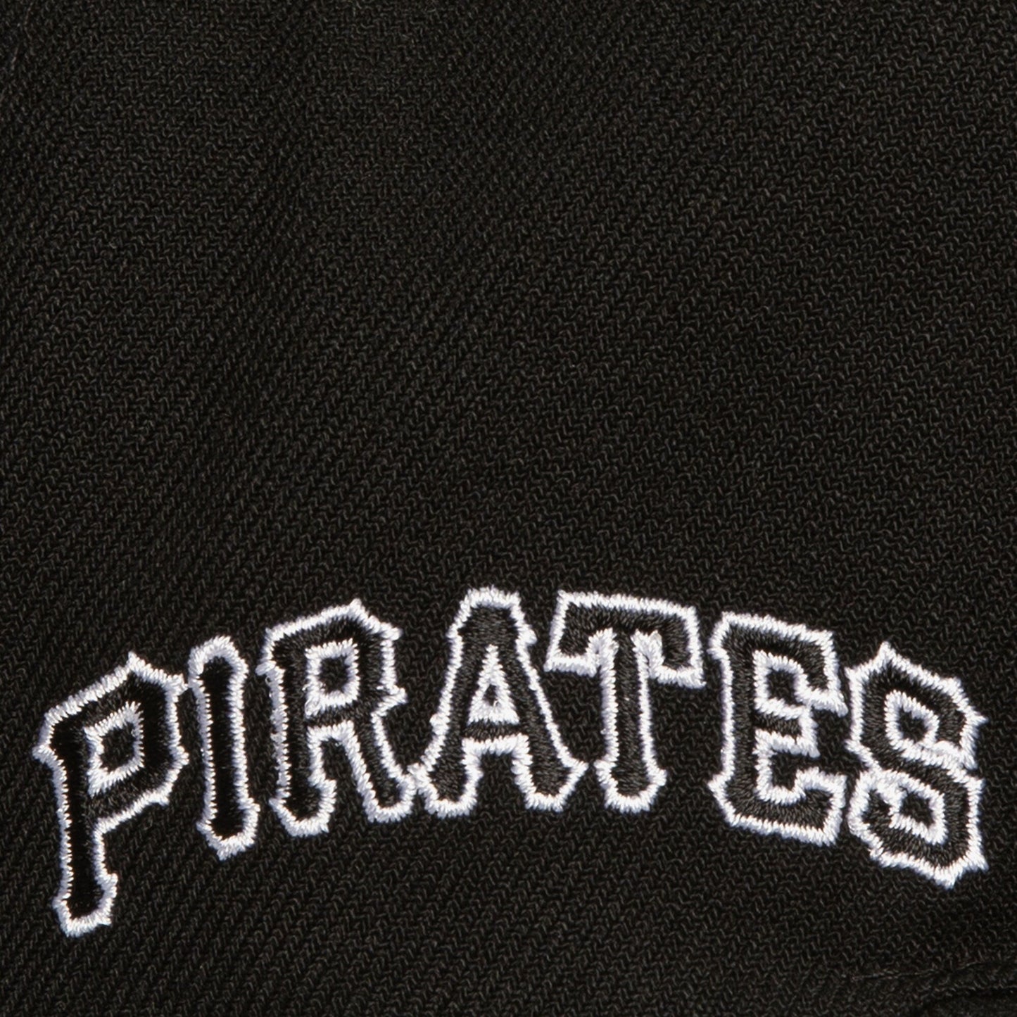 Mitchell & Ness Men's MLB Evergreen Black White Snapback Pirates Snapback Caps
