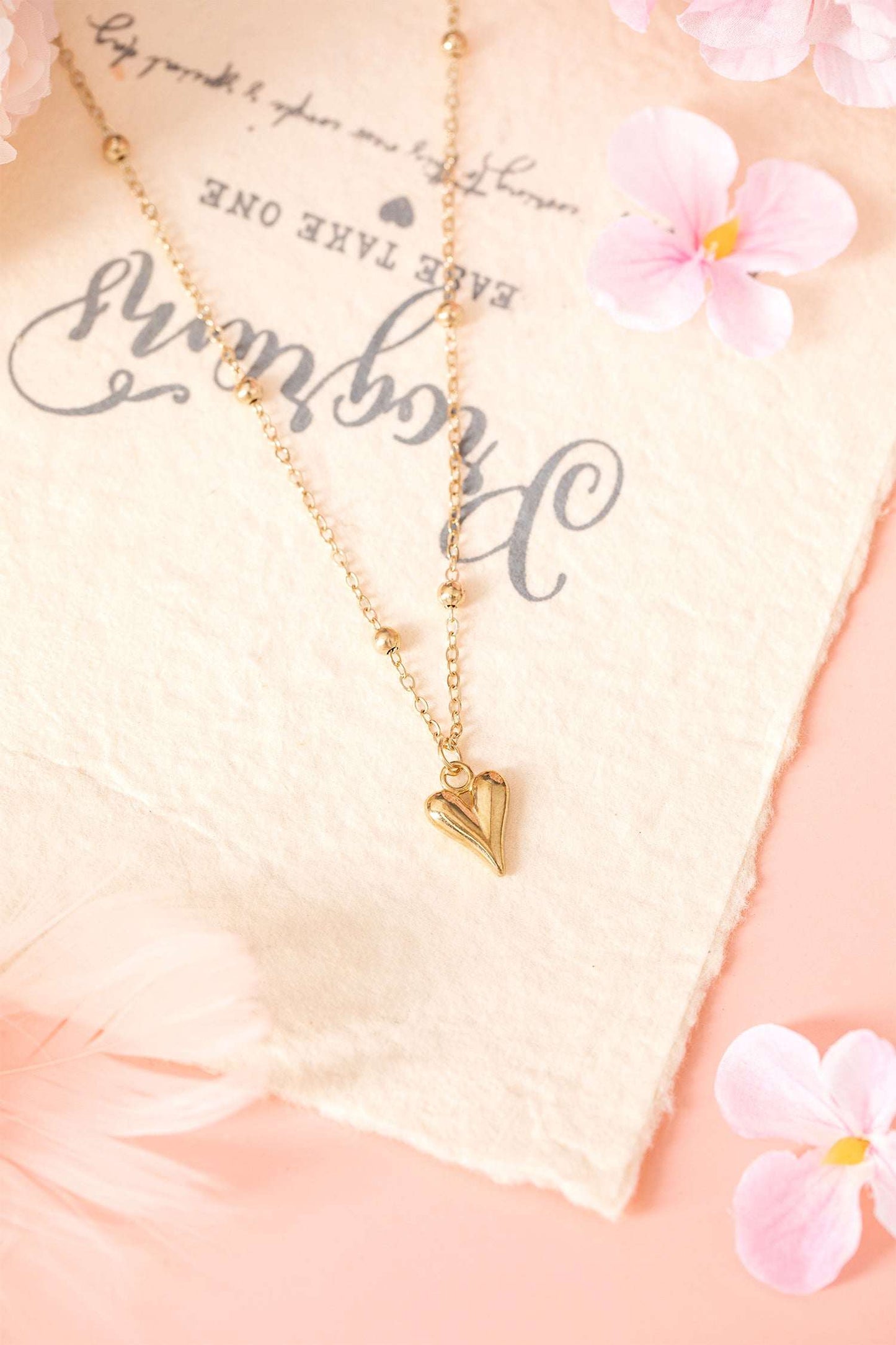 Inaya Alloy Puffed Heart Necklace - Gold / ONE