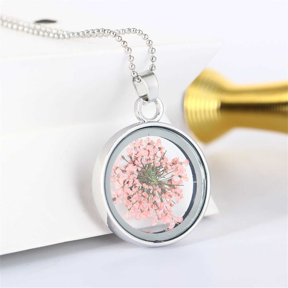 Pink-