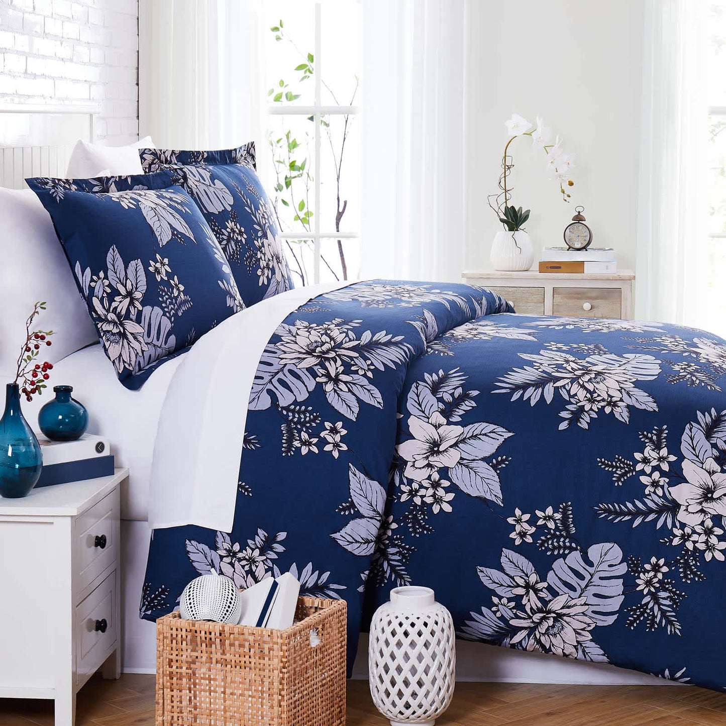 Flora Blue-