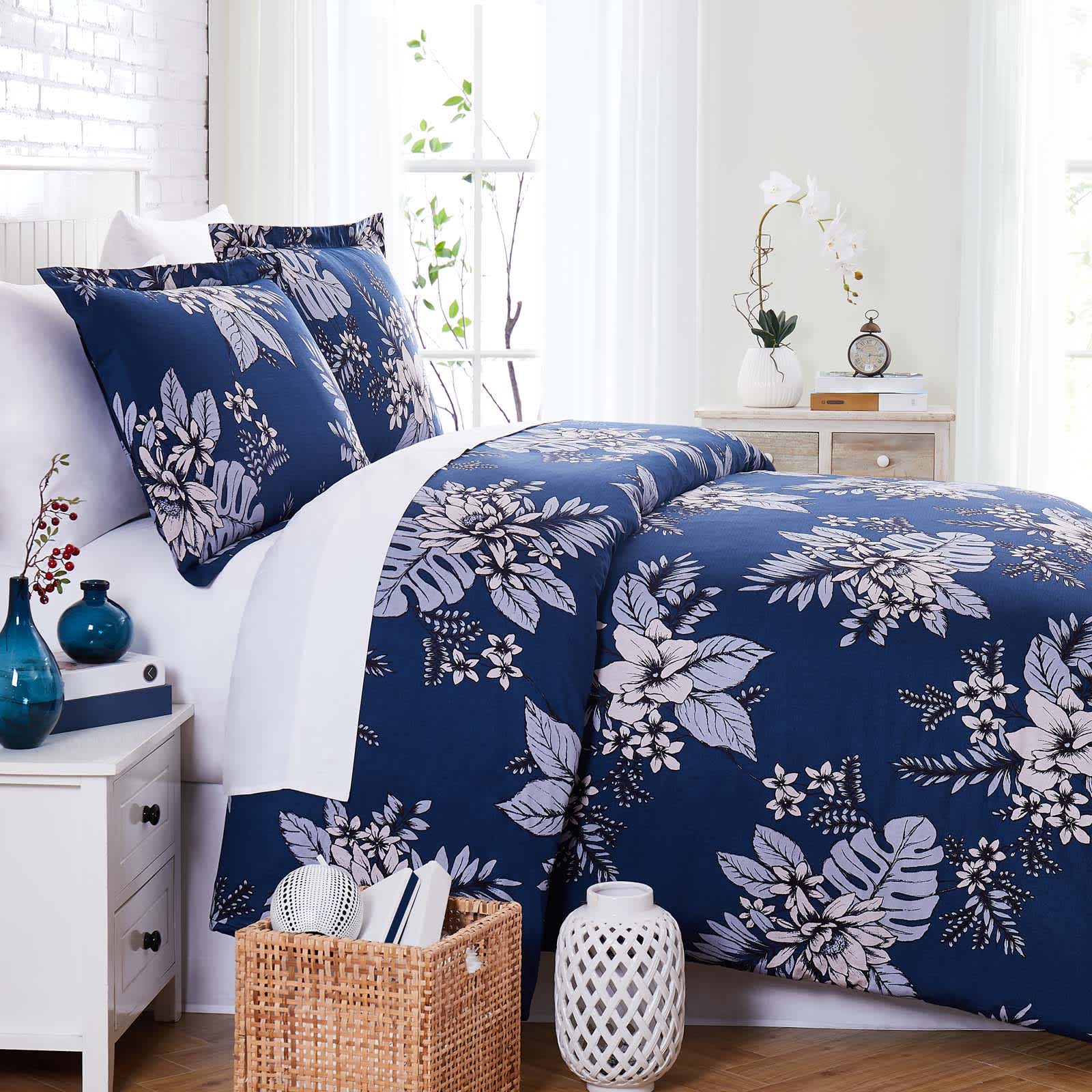 Flora Blue-