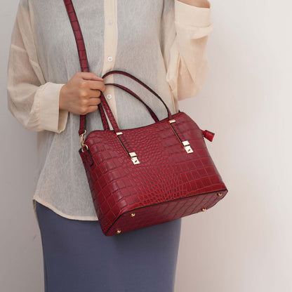 Taupe-