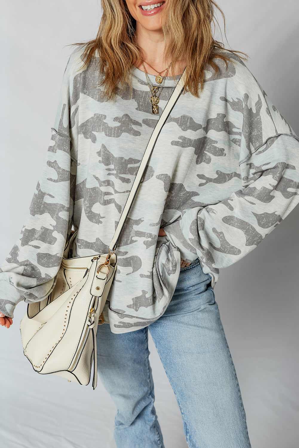 Retro Camouflage Exposed Seam Sweatshirt - Multicolour / M - 8/10