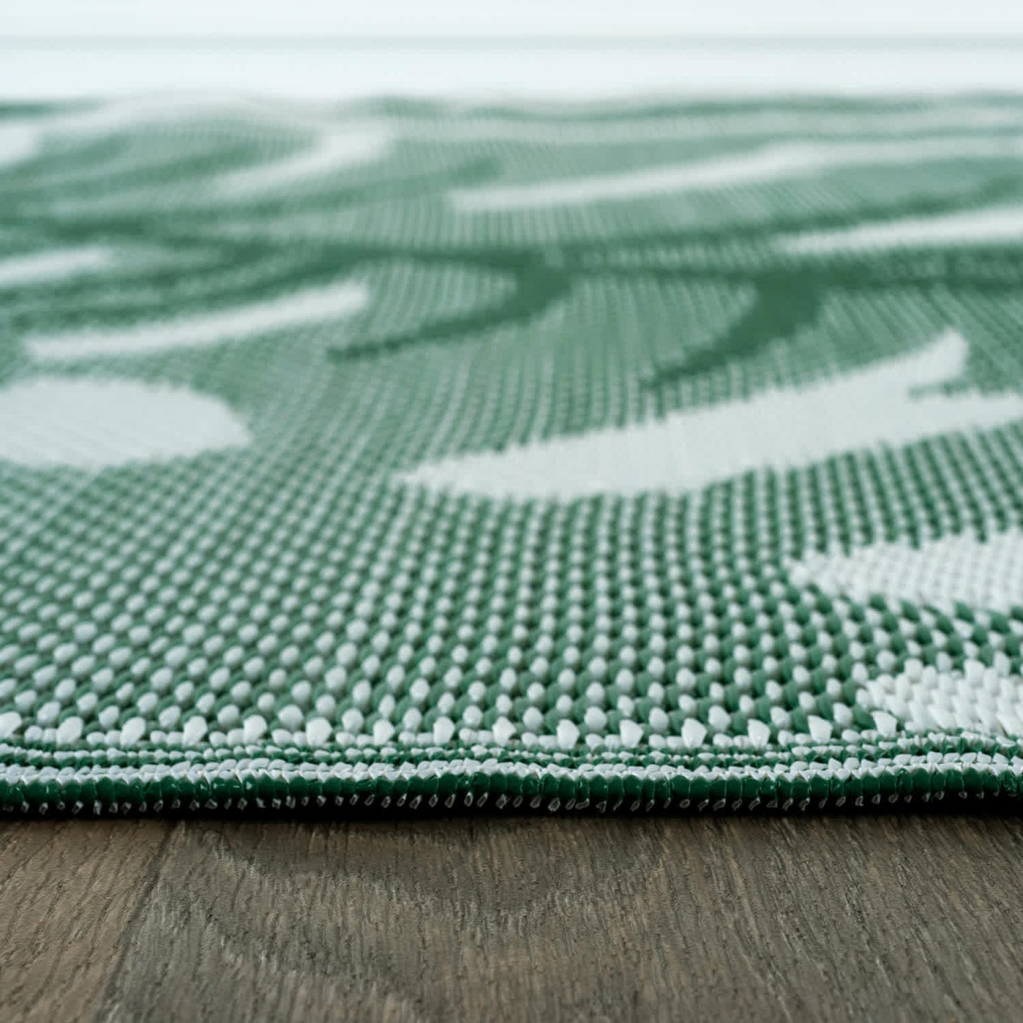 GREEN-