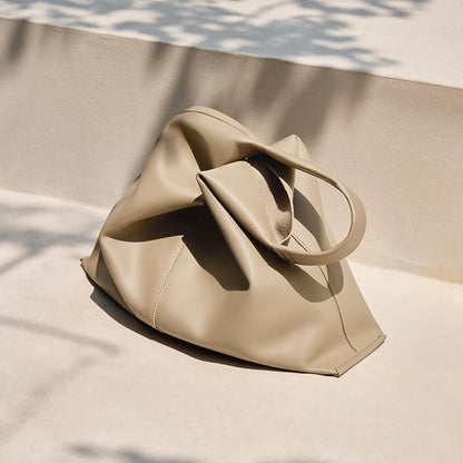 Taupe-
