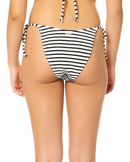 BLACK SANDS (BLK)-