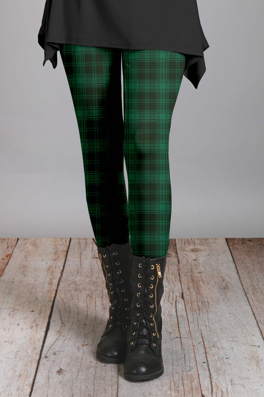 Green & Black Plaid Holiday Print-