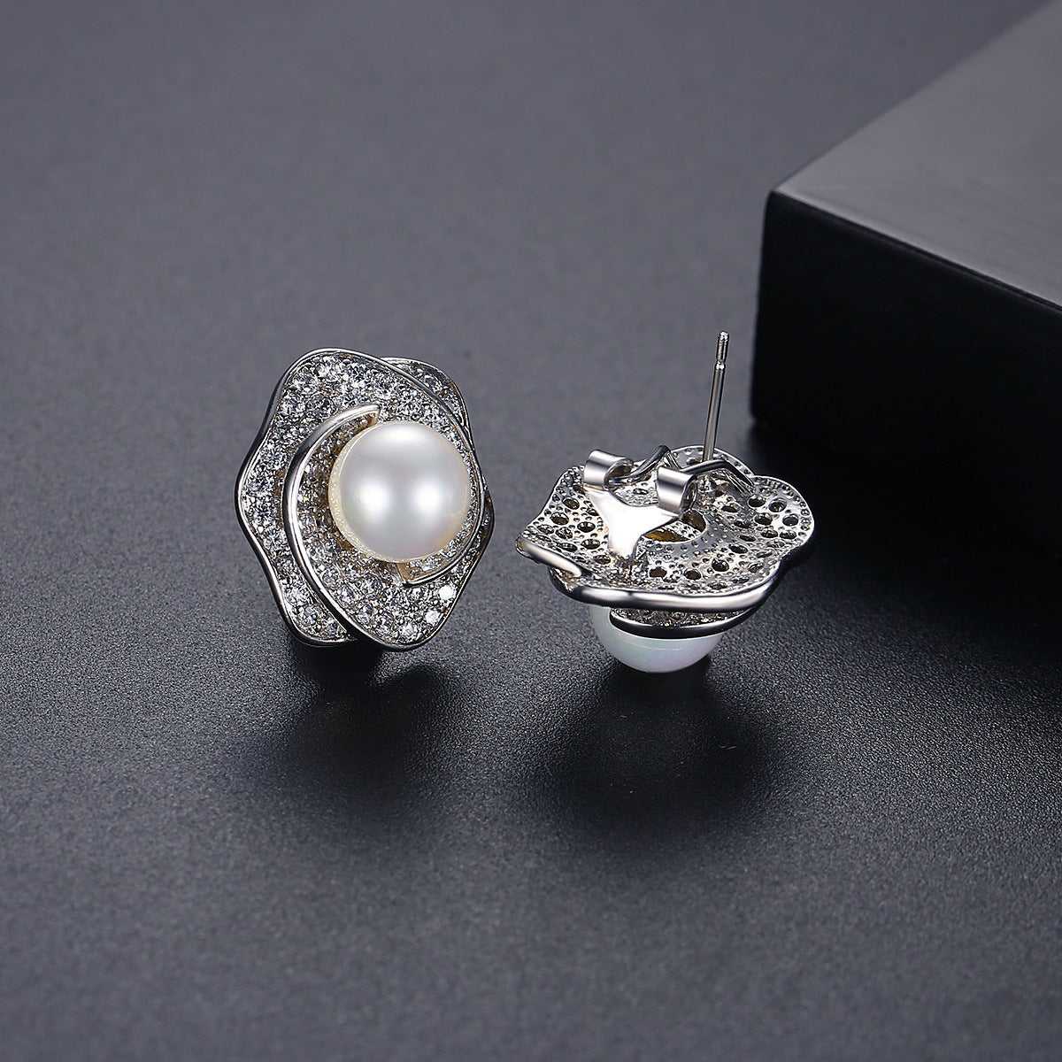 Metallic-
