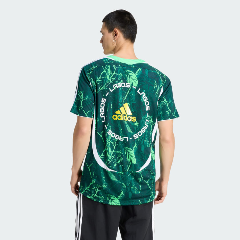 Screaming Green / Aurora Ivy / Collegiat-