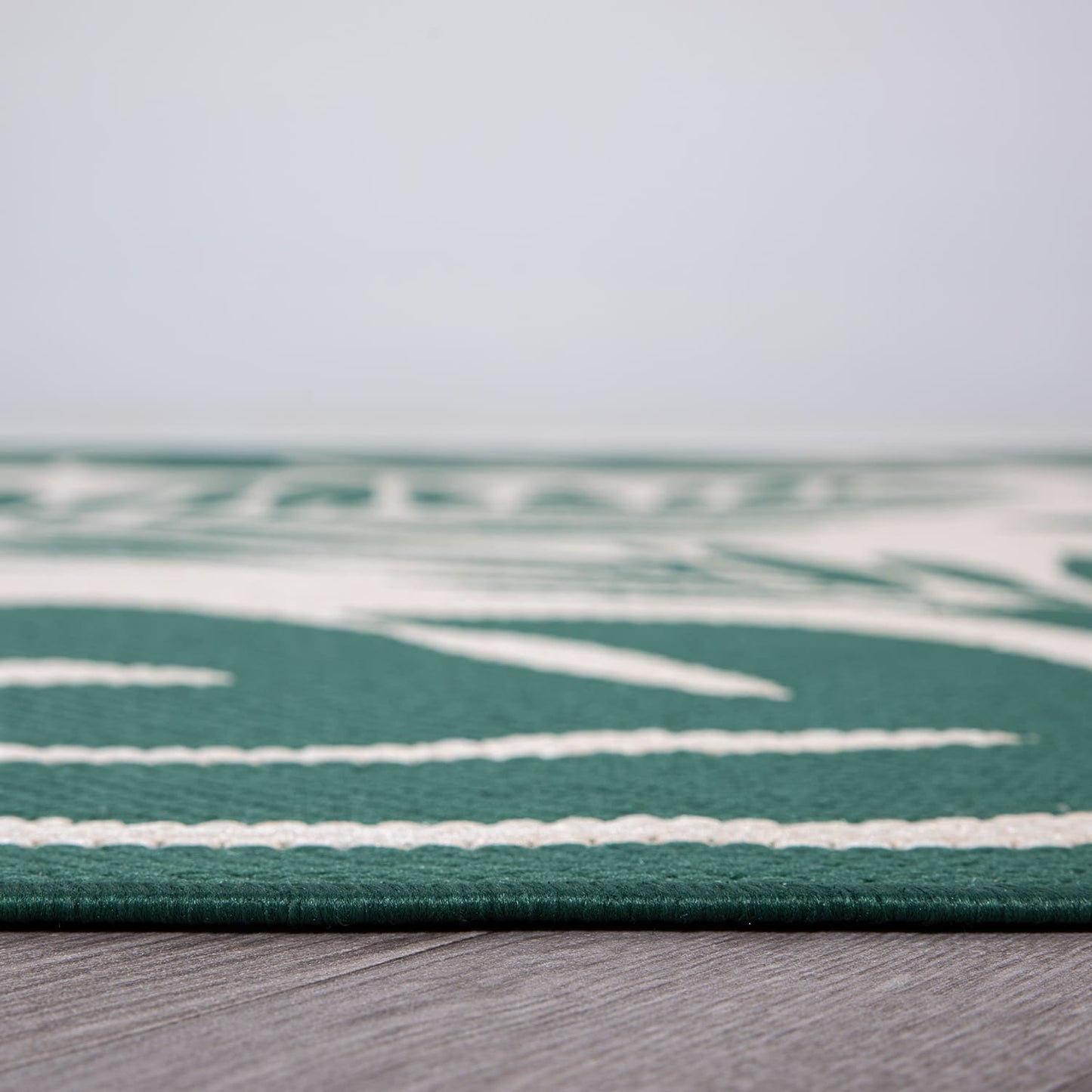 GREEN-