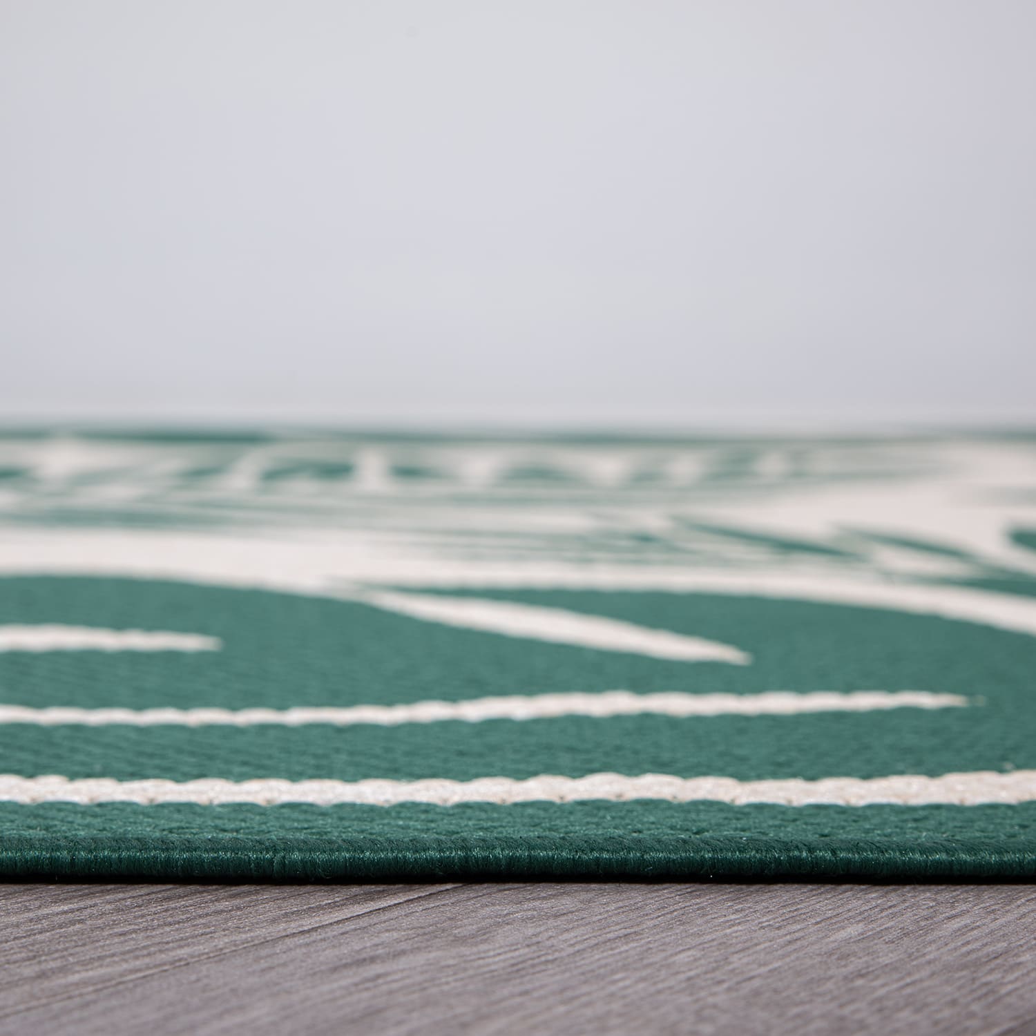 GREEN-