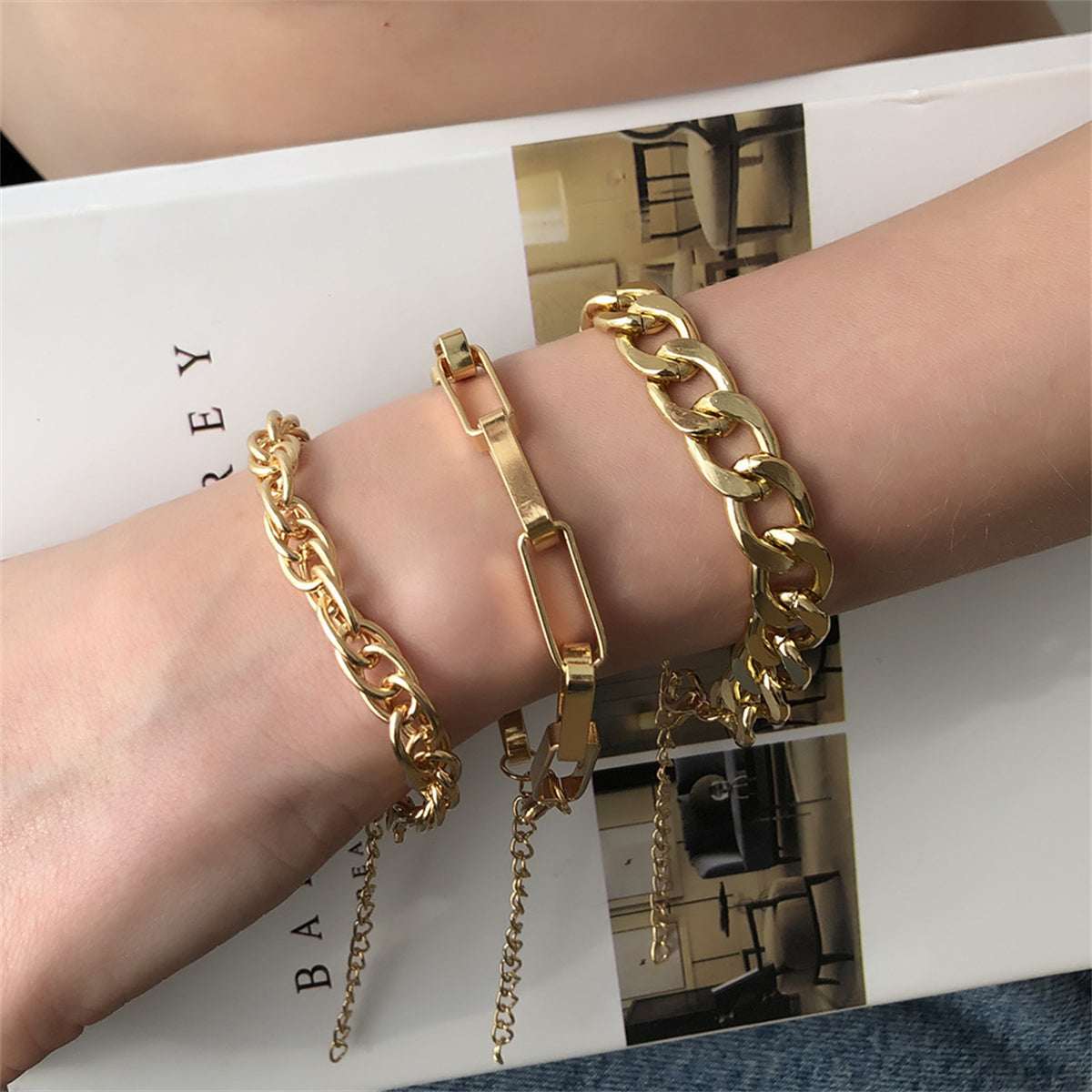 Metallic-