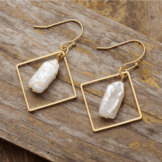 White Pearl / Goldtone-