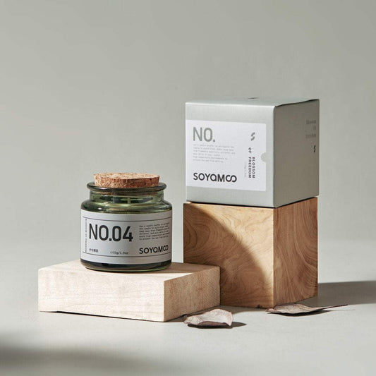 SOYAMOO Zen Wood & Tea Apothecary Glass Jar Candle