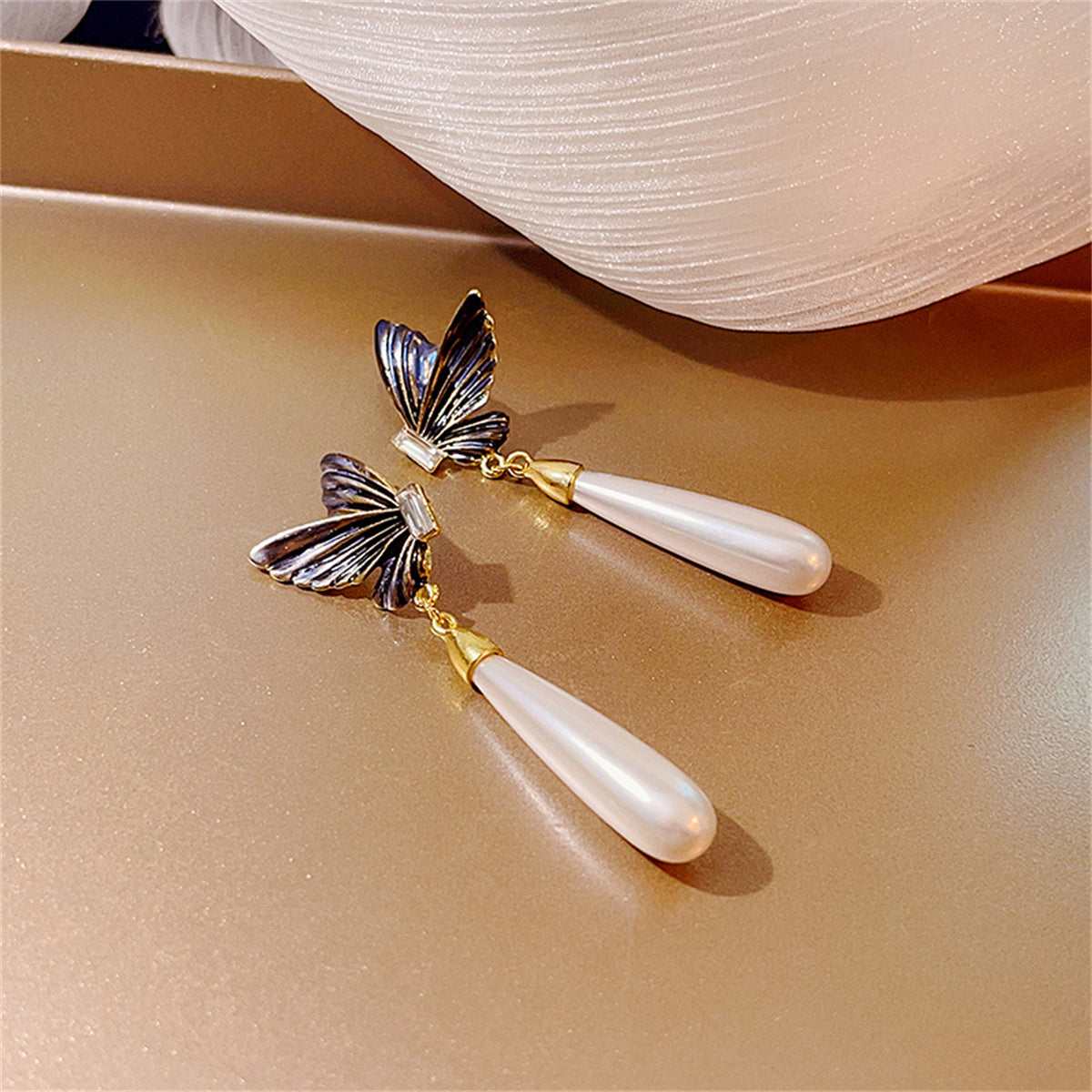 Metallic-