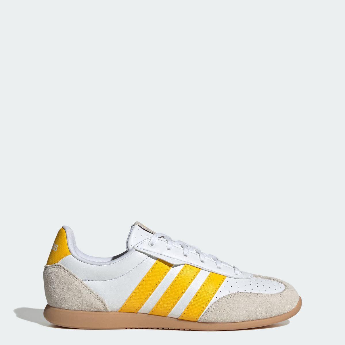 Cloud White / Bold Gold / Chalk White-
