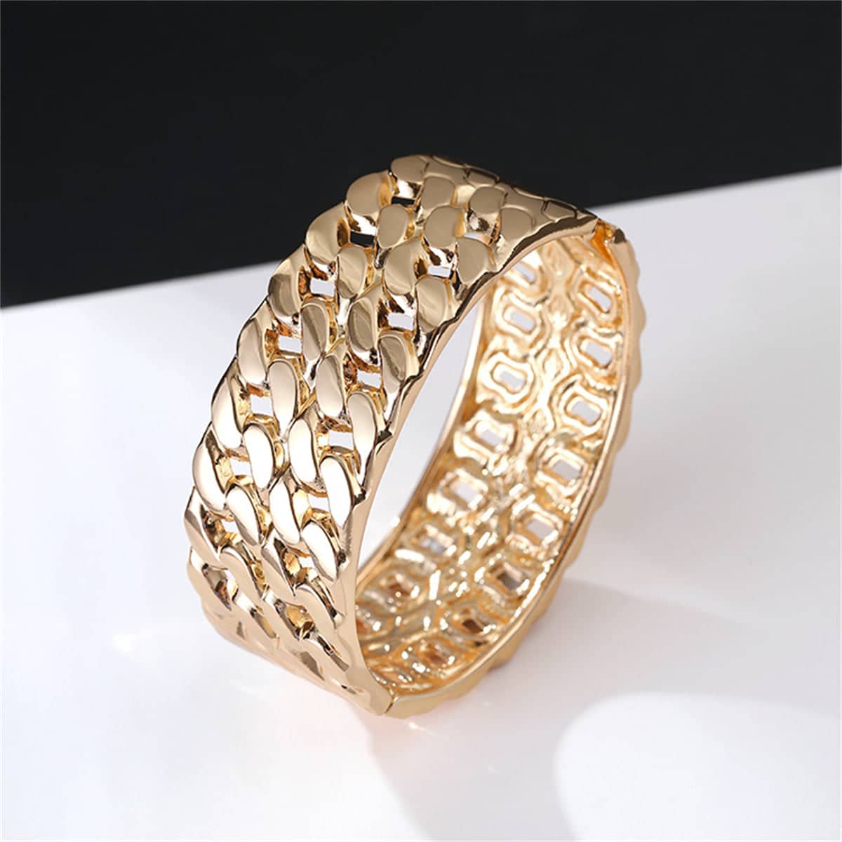 Metallic-