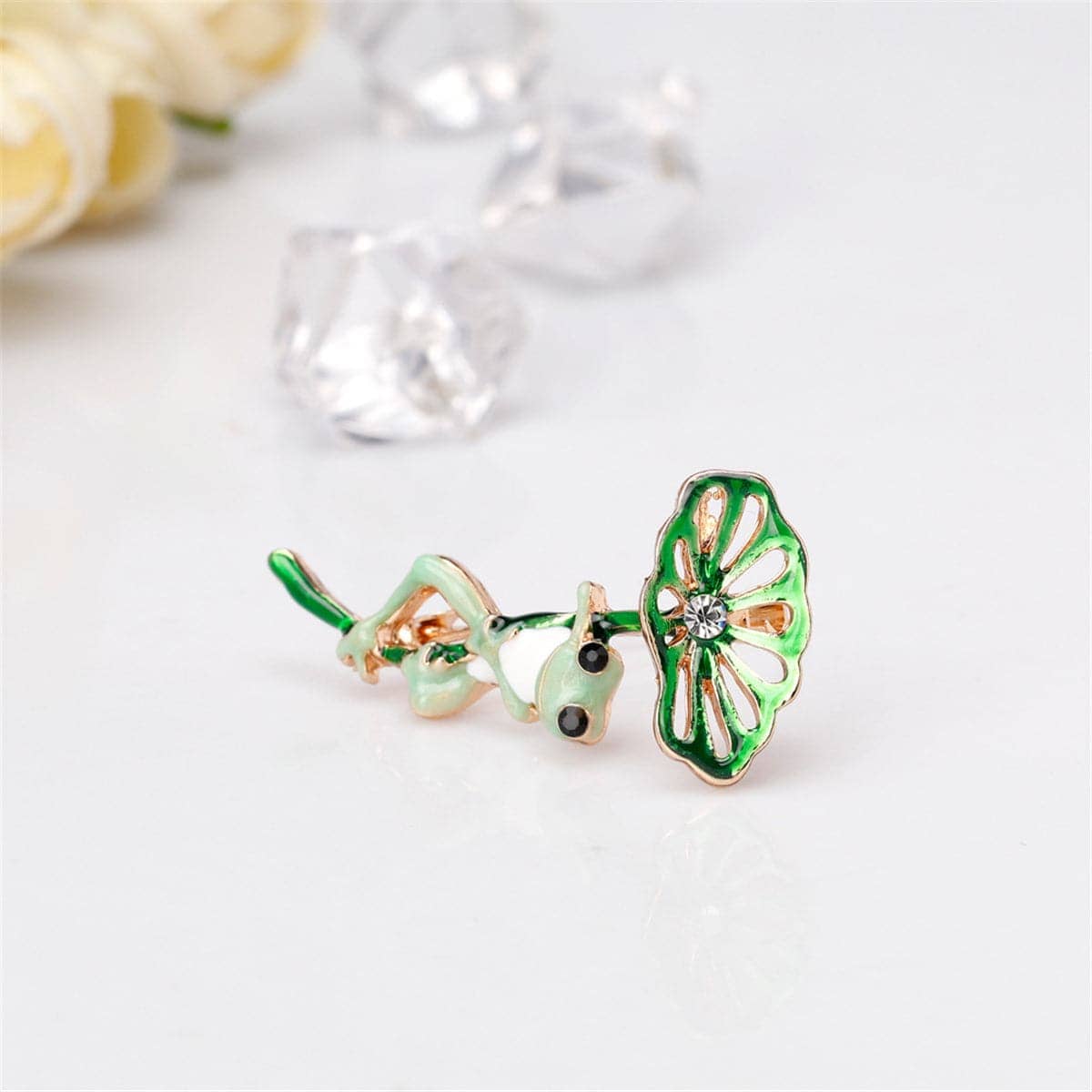 Goldtone Frog & Lotus Leaf Brooch