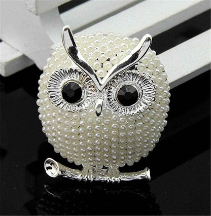 Cubic Zirconia & Silvertone Owl Brooch