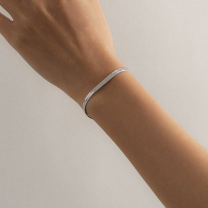 Metallic-