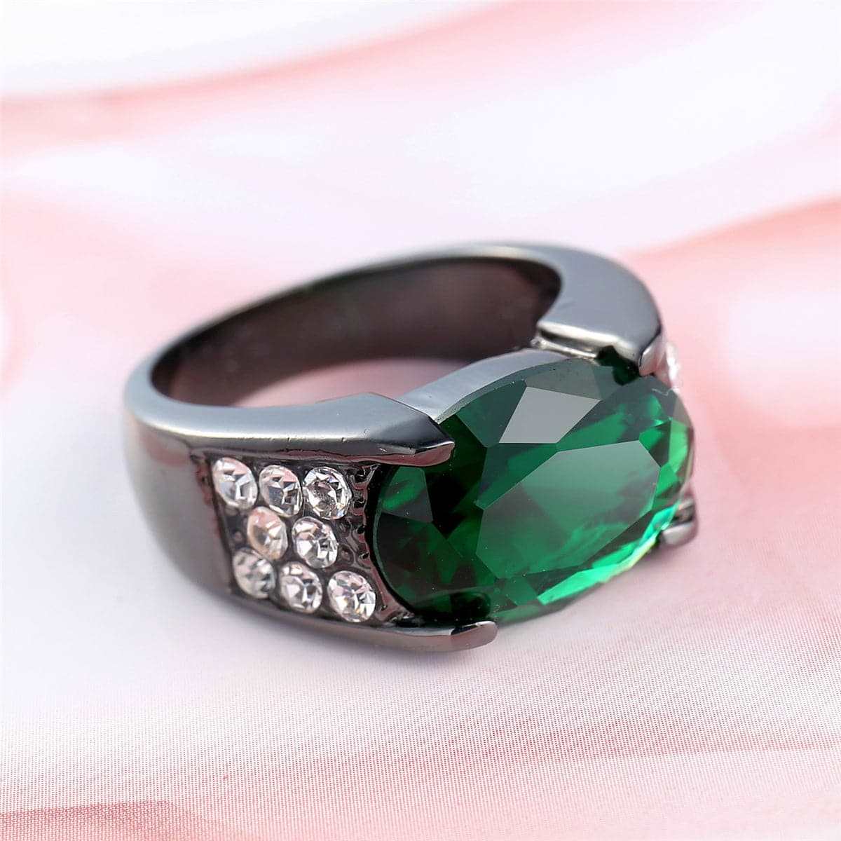 Green Crystal & Cubic Zirconia Oval-Cut Ring-1