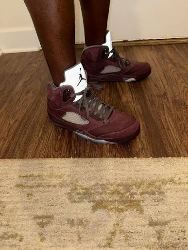 Air Jordan Grade School Retro 5 'Burgundy 2023' Gs Sneakers