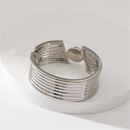 Metallic-