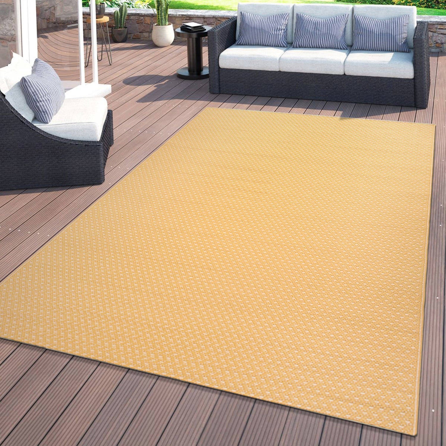 BEIGE-