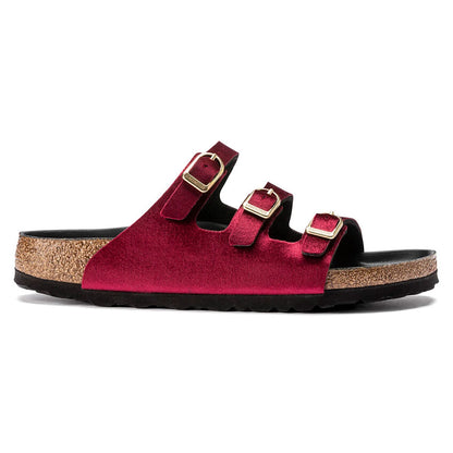 Maroon-